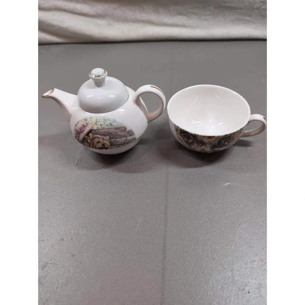 English Bone China Tea for One Set Yorkshire Terrier Yorkie & Kittens Gold Trim